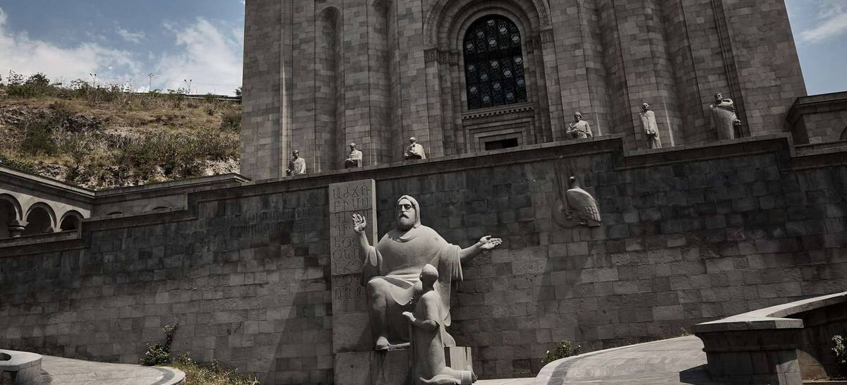 Debaten la adopción de la ortografía armenia clásica para unificar a la diáspora