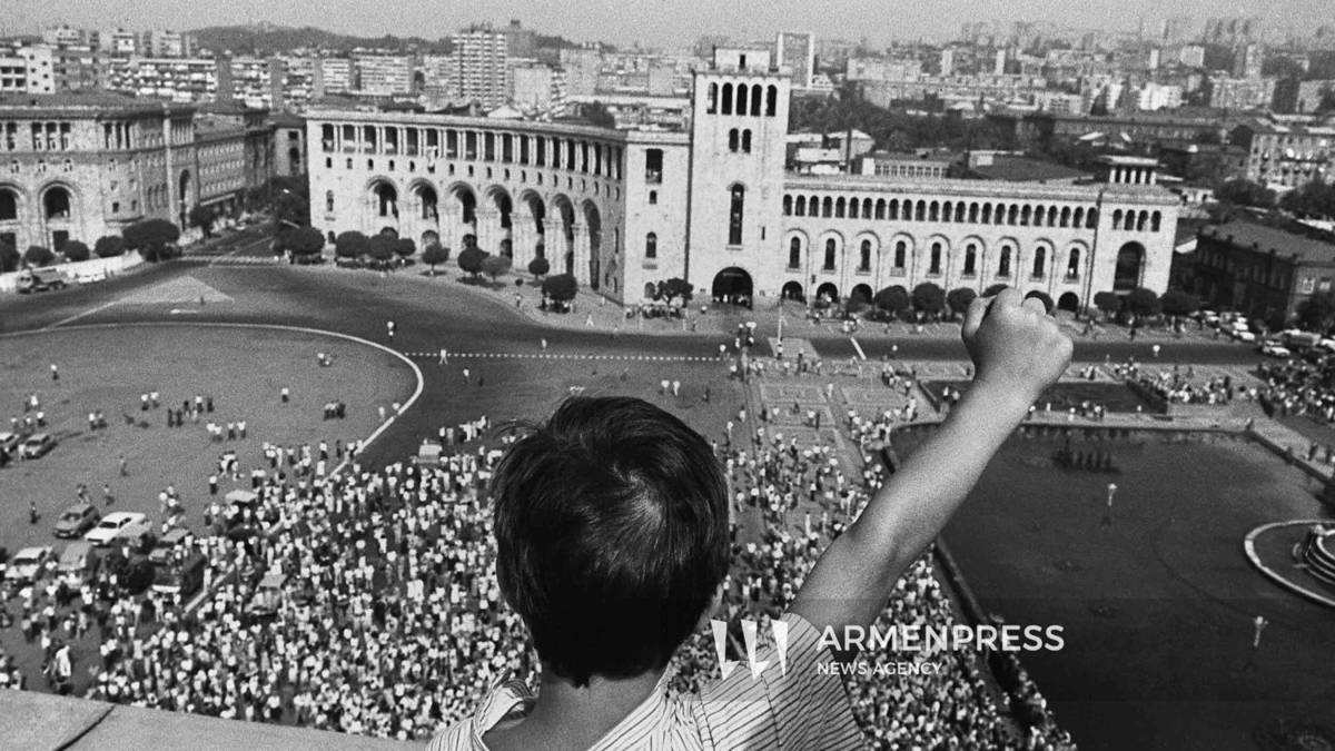 In its 35th year, “Real Armenia”: the unfinished sentences of a permanent state