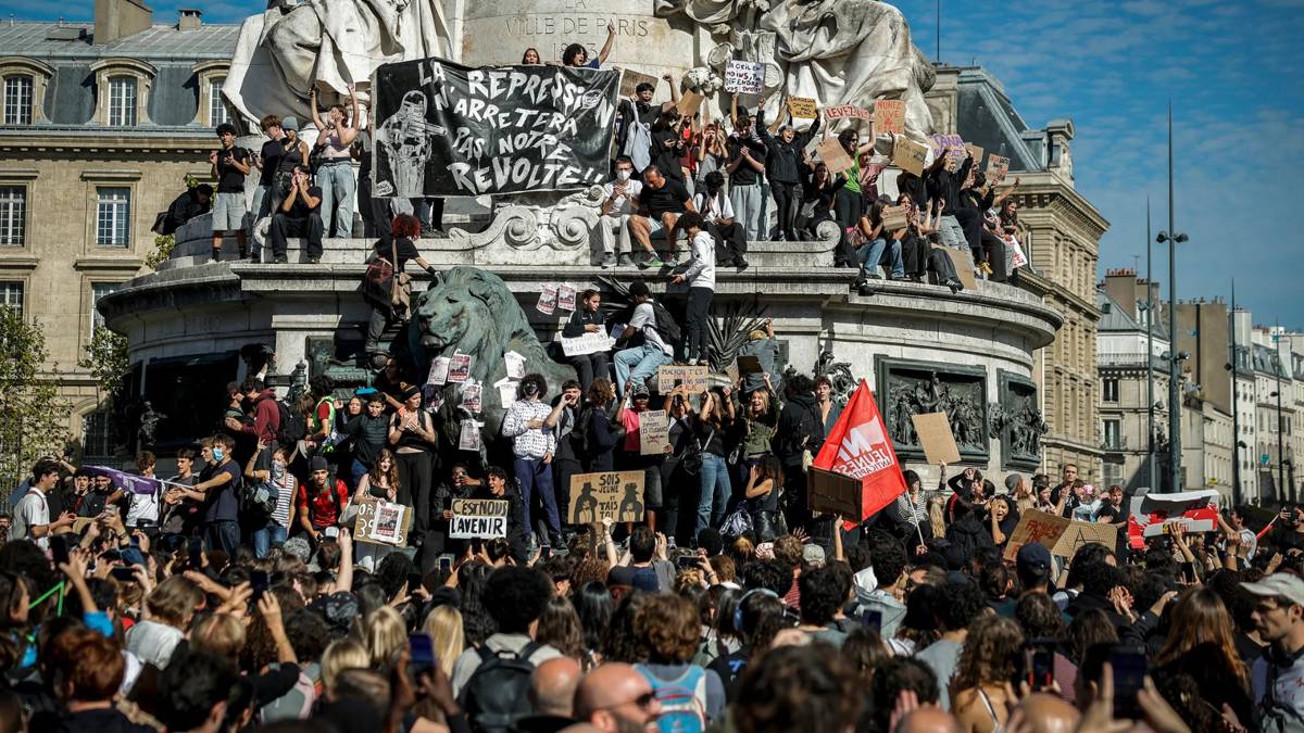 French high school protests: What's wrong with these kids?