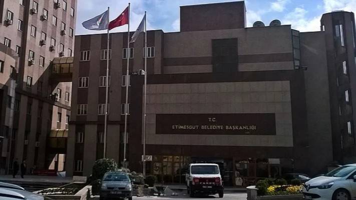25 people detained, including vice presidents.