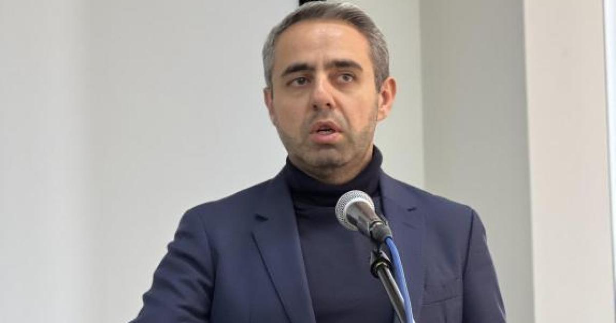 Այսօրվա դեպքերը պետք է ընկալել նոր Սահմանադրություն ընդունելու գործընթացում ընդդիմության կամքը կոտրելու, կողմ քվեարկելուն հարկադրելու նախապատրաստական քայլերի համատեքստում․ Ղամբարյան