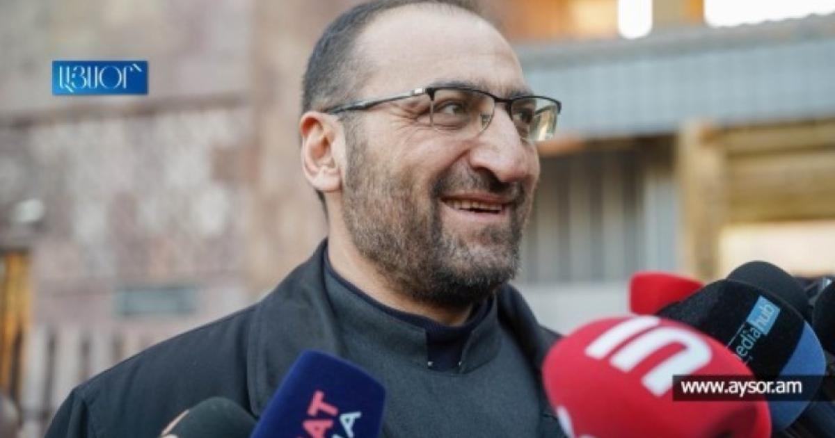 Արշակ Սրբազանը զրպարտության հայց է ներկայացրել նախկին հոգևորական Ստեփան Ասատրյանի դեմ