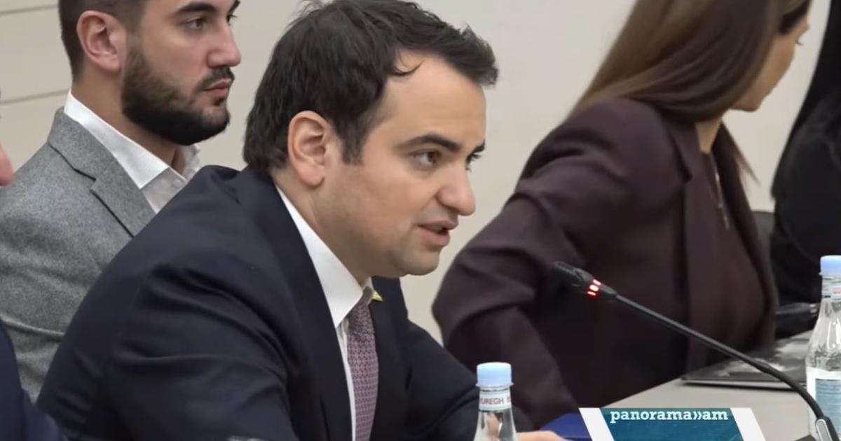Strong Armenia MPs meet with relatives of missing, fallen soldiers