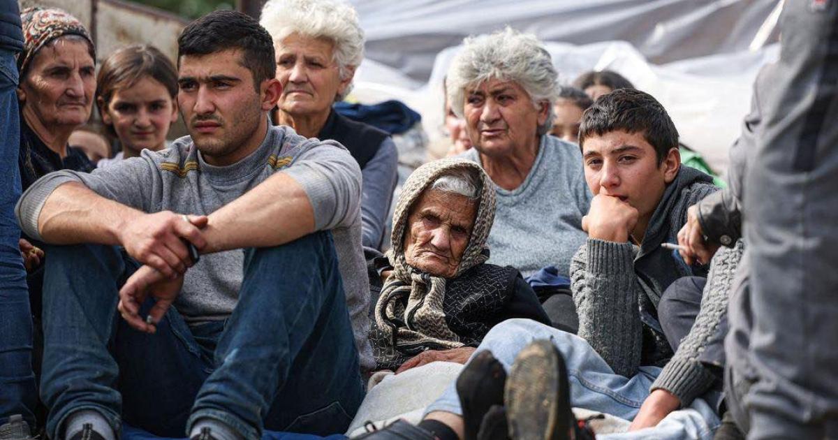 Displaced Artsakh Armenians await October social assistance payments