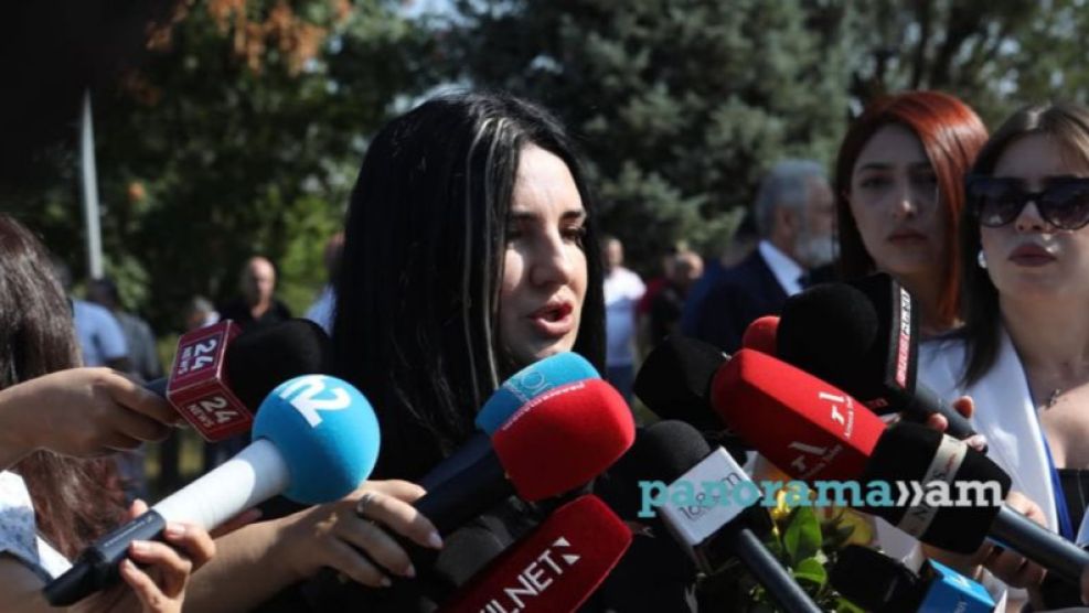 Правителството, което капитулира, трябваше да подаде оставка