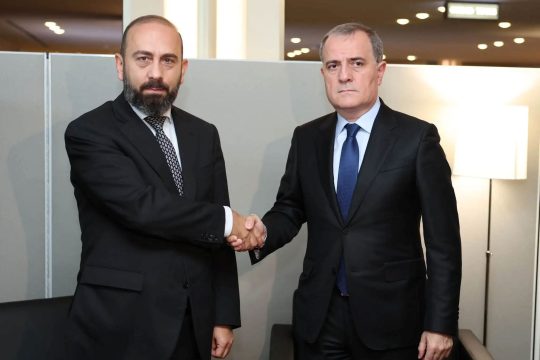 Արարատ Միրզոյանն ու Ջեյհուն Բայրամովը հանդիպում են ունեցել