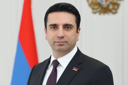 Ինչպես ասվում է` կոպեկ առ կոպեկ. Ալեն Սիմոնյան