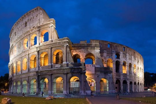 Tragic incident at the Colosseum: the monument is temporarily closed