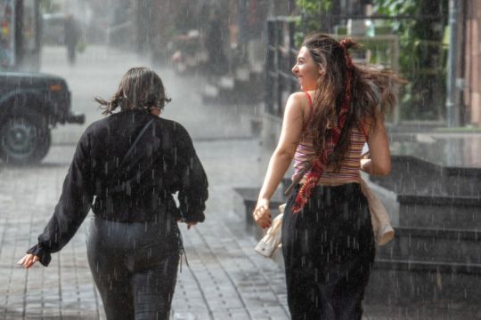 Short rain and thunderstorms are possible in parts of the city in the evening