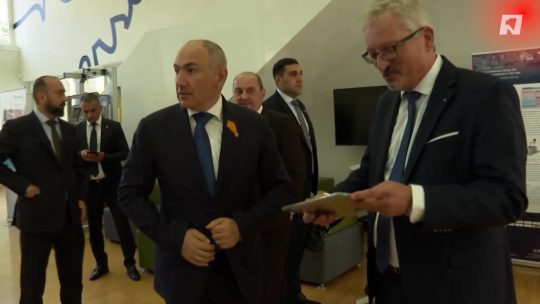 Նիկոլ Փաշինյանն այցելել է Ֆրաունհոֆերի ջրածնի կիրառական կենտրոն