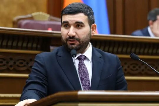 Վստահ եմ՝ սցենարն անձամբ Սամվել Կարապետյանն է գրել․ Ալեքսանյան