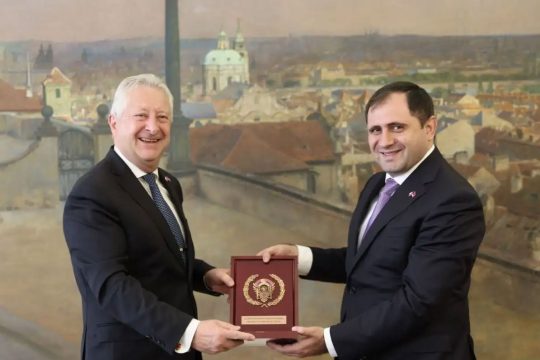 Քննարկվել է պաշտպանության բնագավառում Հայաստան-Չեխիա համագործակցությունը