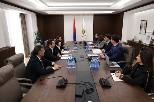 Երևանի և Լիոնի մետրոպոլիայի միջև համագործակցության հարցեր են քննարկվել