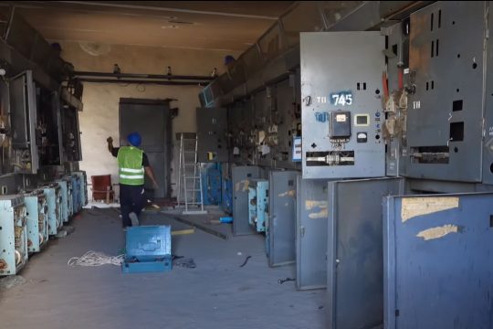 Major renovation, reconstruction and complete technical re-equipment works are underway at 27 distribution substations of the Armenian National Electricity Network (ENA).