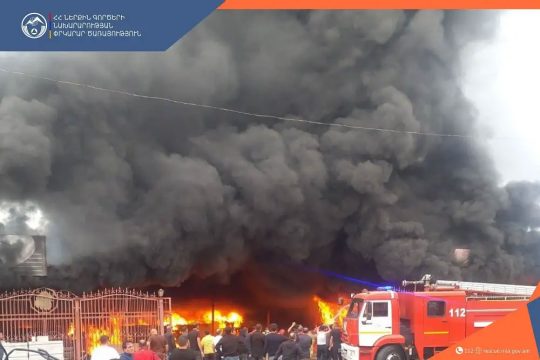 Մեծ հրդեհ՝ շինանյութի պահեստում