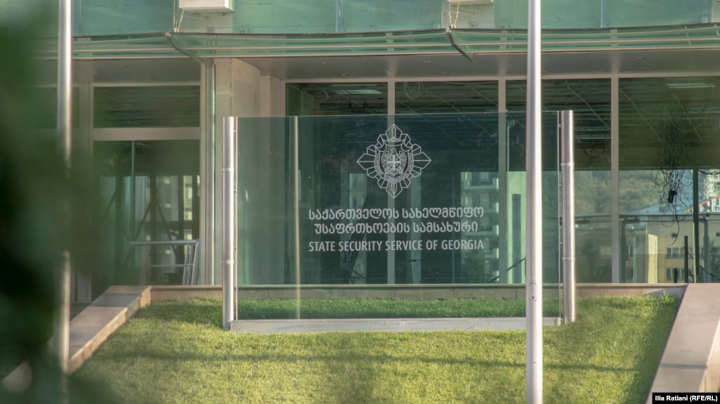 2 people arrested on charges of membership in a terrorist organization