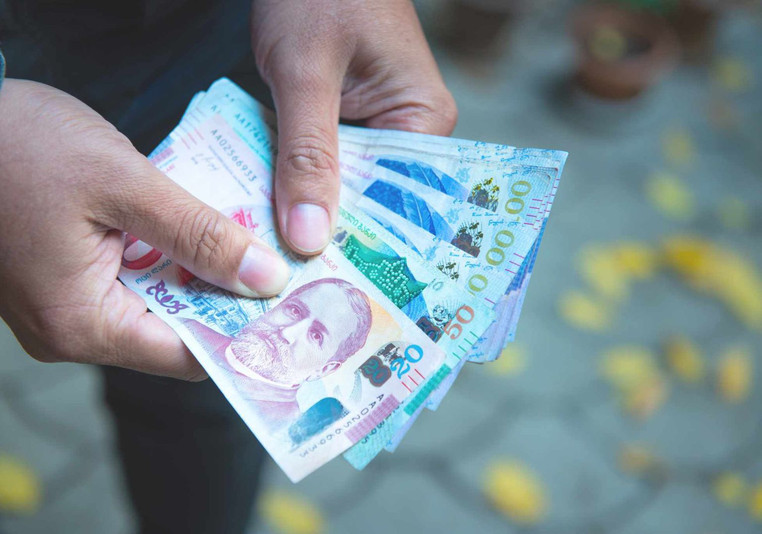Salaries in the public sector will increase by 8.4%
