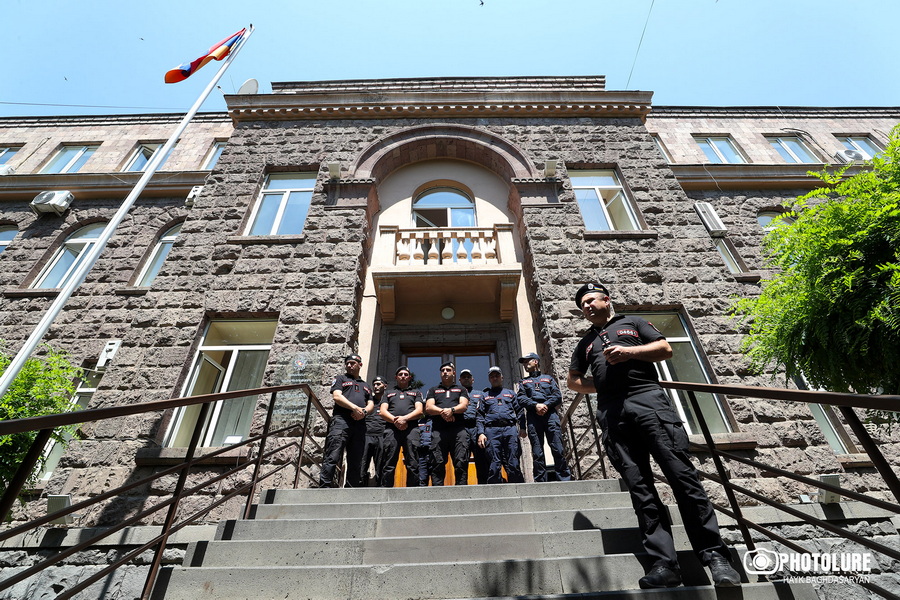 ԿԸՀ-ն հաստատել է ՏԻՄ ընտրություններում տեղամասային ընտրական հանձնաժողովի նախագահի և քարտուղարի պաշտոնների բաշխումը՝ ԱԺ կուսակցությունների միջև