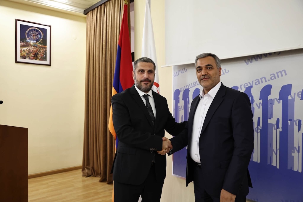 Արմեն Փամբուխչյանն ընդունել է Թեհրանի քաղաքապետի տեղակալը քննարկել են քննարկվել են երկկողմ համագործակցությանը վերաբերող հարցեր