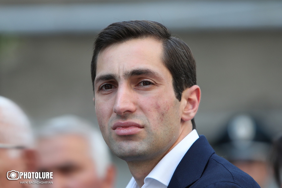 The CP set a record. Government resources are so much in the TIMs that people see no point in participating in the elections: David Dzhakyan: "The Square"