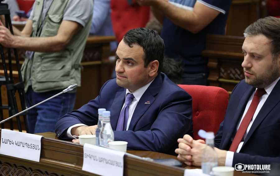 «Այս ահաբեկչին կարո՞ղ է մեկ օր հանձնեք Ադրբեջանին»․ Նարեկ Կարապետյանը՝ Նիկոլ Փաշինյանին՝ հայ կնոջ ոտքին կրակած ադրբեջանցի զինվորի մասին