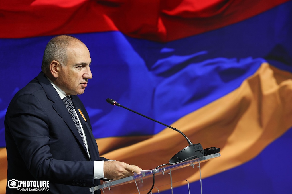 «Ընտրական հաղթանակը արդյո՞ք նշանակում է մանդատ՝ վերաձևակերպելու մի ամբողջ ժողովրդի պատմական հիշողությունը, ազգային երազանքներն ու ինքնության ընկալումը»