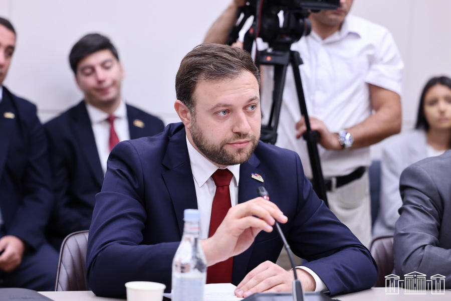 "Strong Armenia" faction deputies will donate the entire amount of their Independence Day bonuses to the residents of Tigranashen