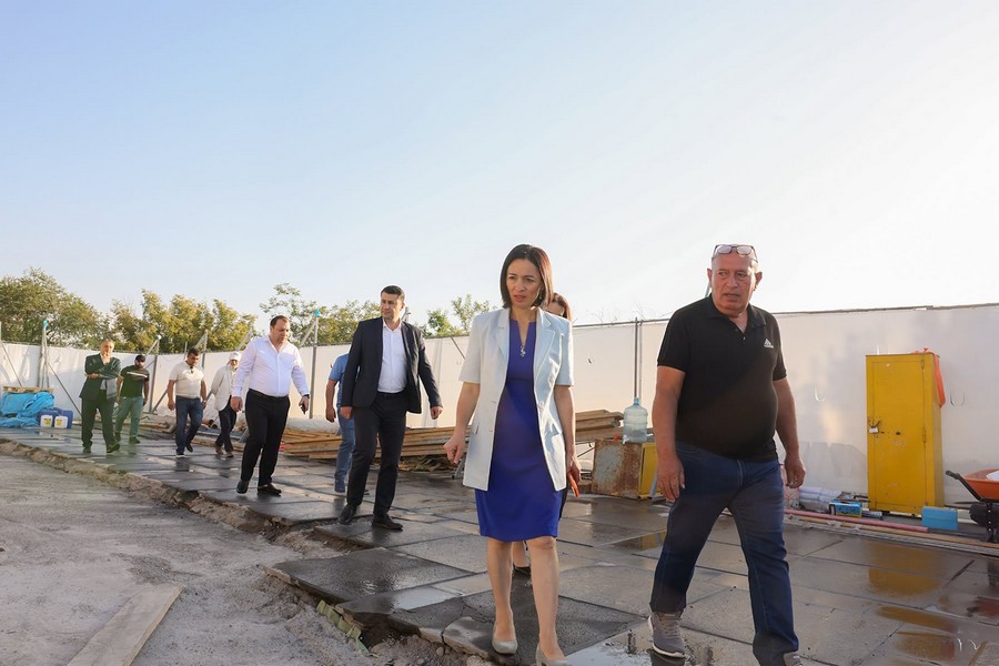 Նախարար Անդրեասյանը հերթական այցն է կատարել Հայոց ցեղասպանության զոհերի հուշահամալիր՝ բարեկարգման երկրորդ փուլի աշխատանքներին հետևելու