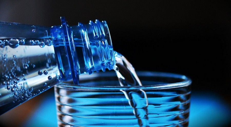 Out of 54 companies producing carbonated soft drinks in the regions, only 2 did not find any violations. SATM