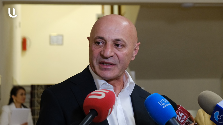 «Էդ ո՞նց է, որ Ադրբեջանում իսկապես մոլորված անձին 15 տարի դատում են, իսկ դրանց մոլորված մարդուն մենք մի օրվա մեջ հանձնում ենք իրենց». Անաստաս Իսրաելյանը՝ Բաքվում դատապարտված իր եղբոր մասին