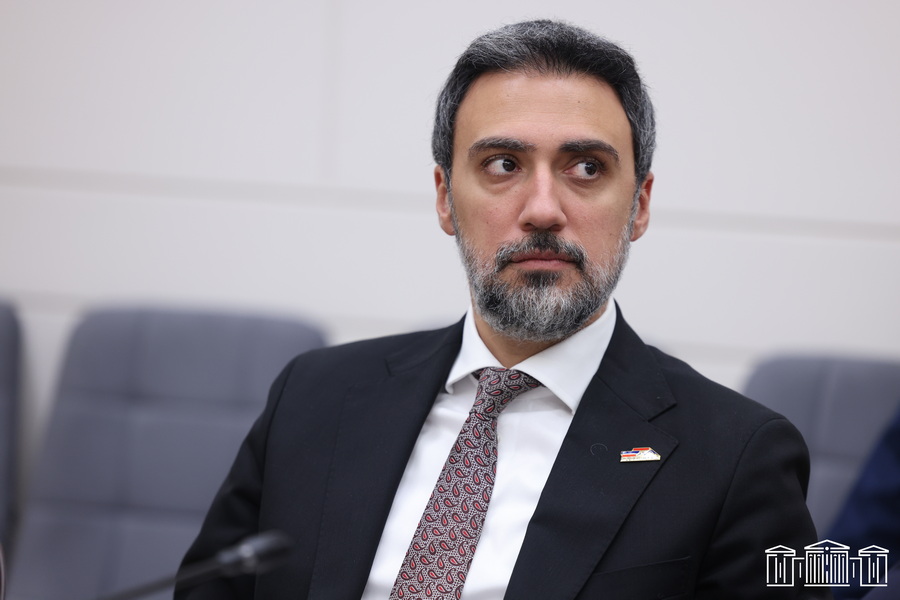 «ՔՊ ցուցակի 90 տոկոսը եւ ավելին բաղկացած էր հանրային ծառայողներից, դուք էլ, պարոն Քալաշյան, գնացել, մասնակցել եք ՔՊ հավաքին»․ Արամ Վարդևանյան