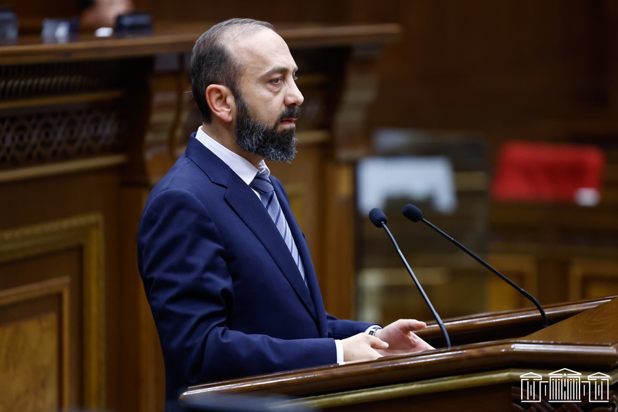 «Ակնկալում ենք, որ ՀՀ-ին տնտեսական և քաղաքական դիվիդենտներ բերող այս մեգա նախագիծը կարժանանա խորհրդարանի հավանությանը»․ Արարատ Միրզոյան
