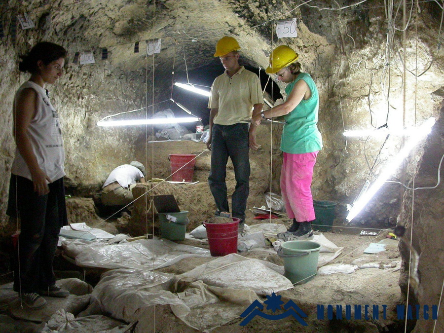 Այցելել են Արցախում գտնվող Ազոխ քարանձավ և ծանոթացել այնտեղ միջազգային արշավախմբի կողմից անցկացված հնագիտական պեղումներին