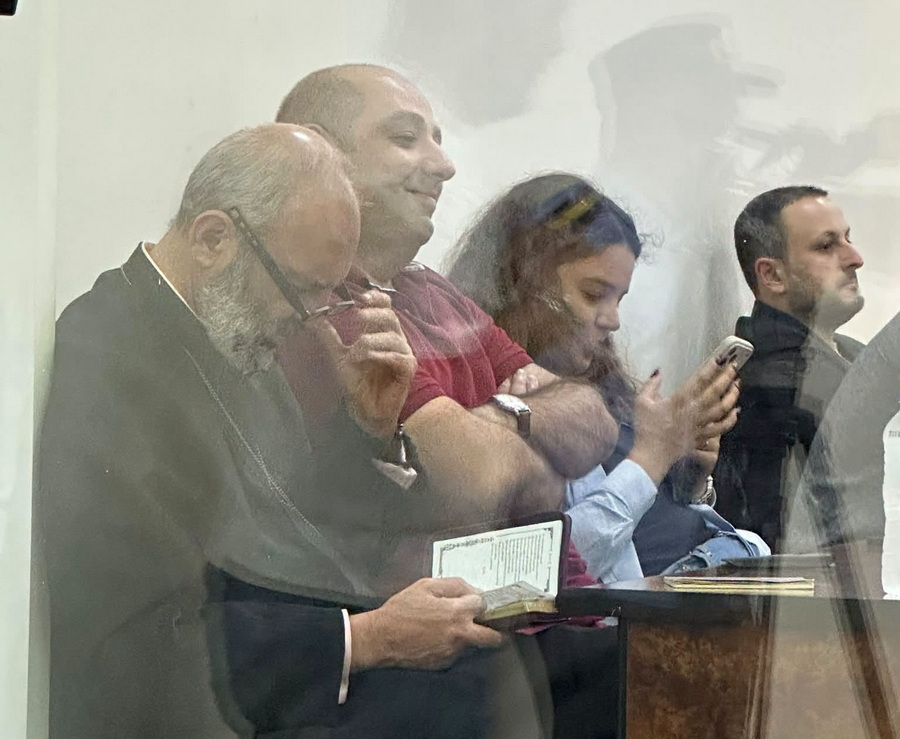 With the confiscation of weapons, the Criminal Committee wanted to generate a political show, all of which is not relevant to the case: Defender of the Sultan Saint