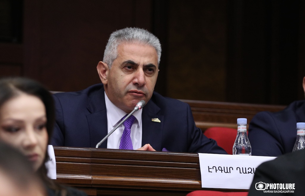 «Այն, ինչ տեսնում եք, մակերեսն է, տակից Ռուբինյանն ասում է՝ Ղազարյան ջան, գազ տուր․ ինձ պարգևավճար է փոխանցել՝ կամքիս հակառակ»․ Էդգար Ղազարյան