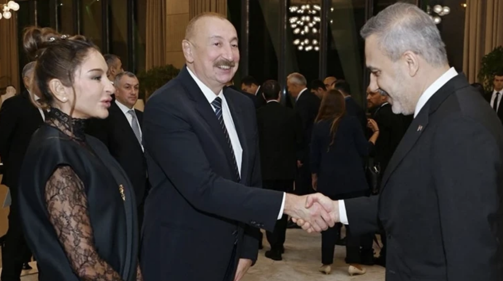 Անկարան հերքել է Բաքվում Ֆիդանի «գաղտնի հանդիպման և հեղաշրջման հրահանգներ տալու» մասին պնդումները