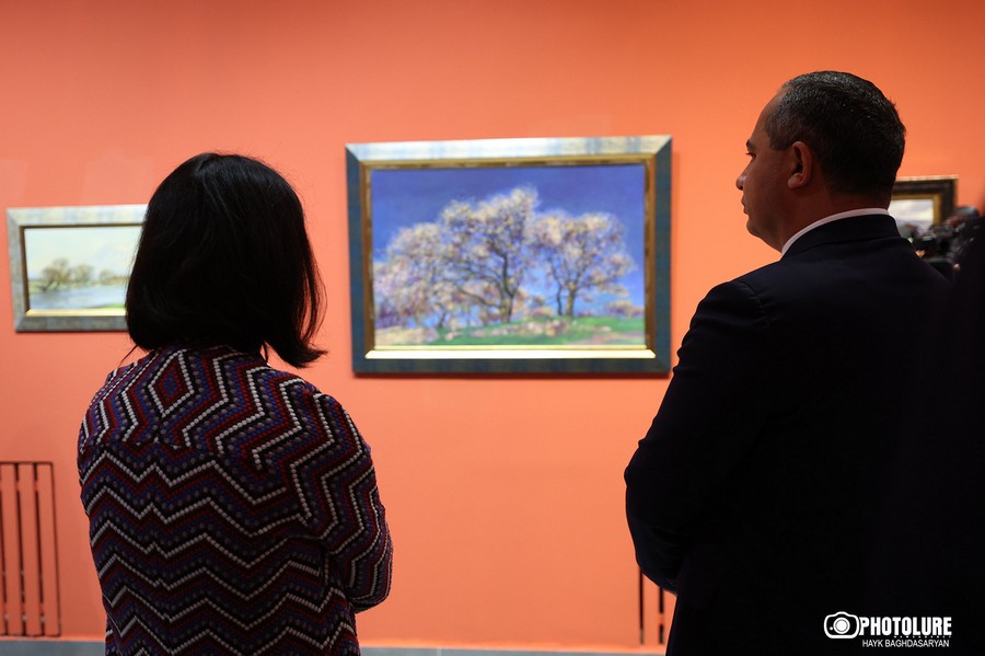 70 paintings confiscated from Gagik Khachatryan will become available to the public