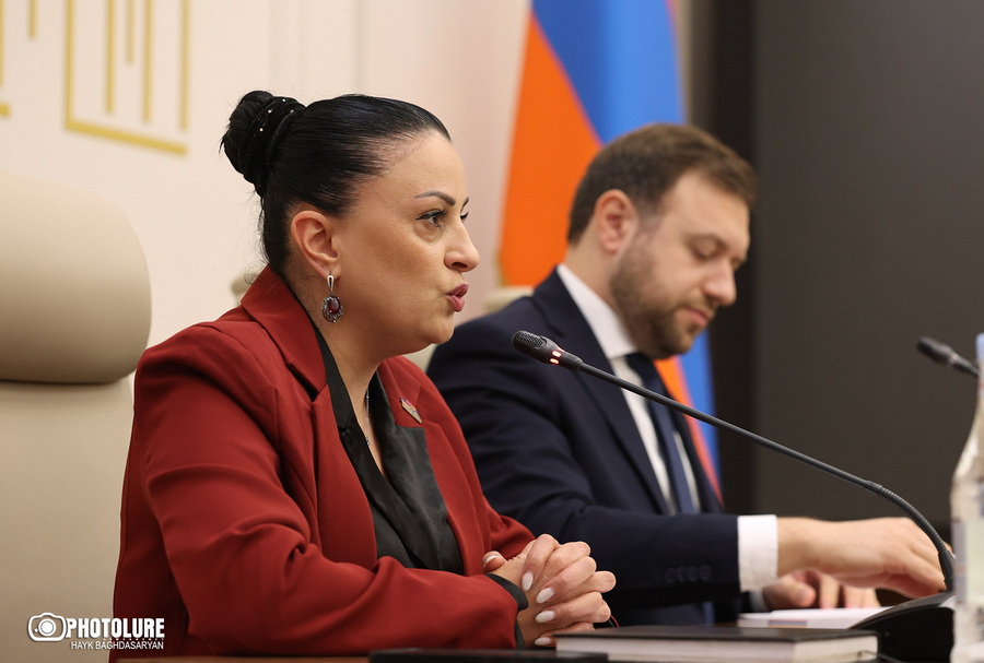 «Ժամանակին էլ Գորիս-Կապան օկուպացված ճանապարհի հետ կապված էին բնակիչներին ԱԱԾ-ի համար տվել, որ հարցերի դեպքում զանգեն․ հիմա այդ հարցով ո՞ւր է ԱԱԾ-ն, ընդդիմադիրների որսով է զբաղված»․ Իրինա Յոլյան