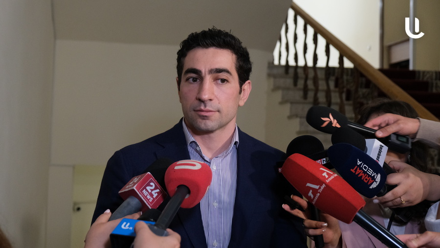 Փակ հանդիպում ԱՄՆ ներկայացուցչի հետ․ Լեւոն Քոչարյանը որոշակիորեն «գաղտնազերծեց», թե ցավոտ թեմաներից որոնք են քննարկել
