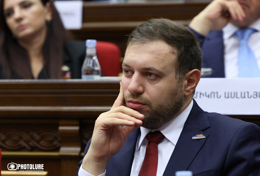 «Ջրից թունավորման դեպքեր կան, «Վեոլիա ջրից» կառավարումը վերցնելու և այլ ընկերությանը փոխանցելու հարցը քննարկվո՞ւմ է»․ Տիգրան Աբրահամյան