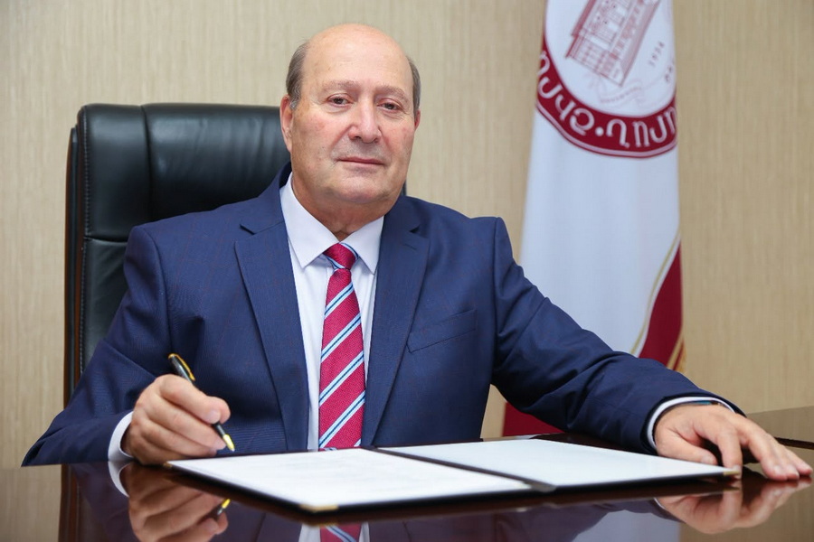 Գրագողության մեղադրանք, ՍԴ որոշման շրջանցում, մարզպետի կնոջը դասախոս դարձնելու դժգոհություններ Շիրակի պետական համալսարանում