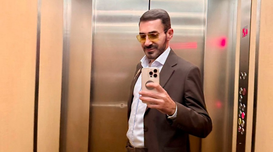 In 2009, Avetik Ordyan was charged with repeatedly defrauding various individuals of mobile phones, a gold ring, a gold chain, money, and other gold jewelry. "Zhoghovurd"