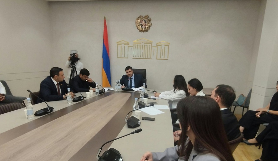 Եթե եկեղեցին շահույթ ունի, կներեք, շահութահարկ չպե՞տք է վճարի, պետք է վճարի շահութահարկ. Արման Եղոյան