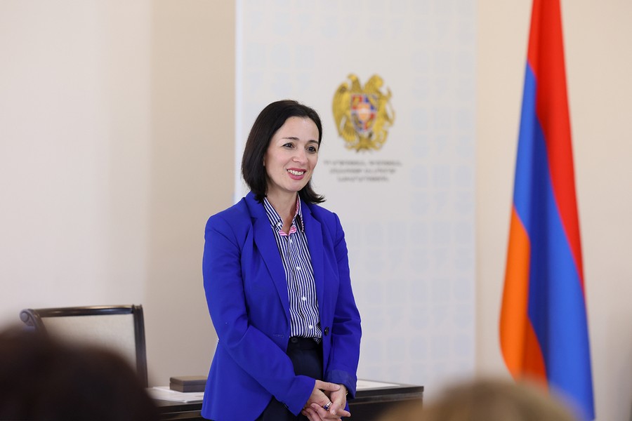 Ժաննա Անդրեասյանն գրադարանային ոլորտի աշխատակիցներին հորդորել է լինել առավել նախաձեռնող կրթական հաստատություններին օժանդակելու, համատեղ ծրագրեր իրականացնելու գործում