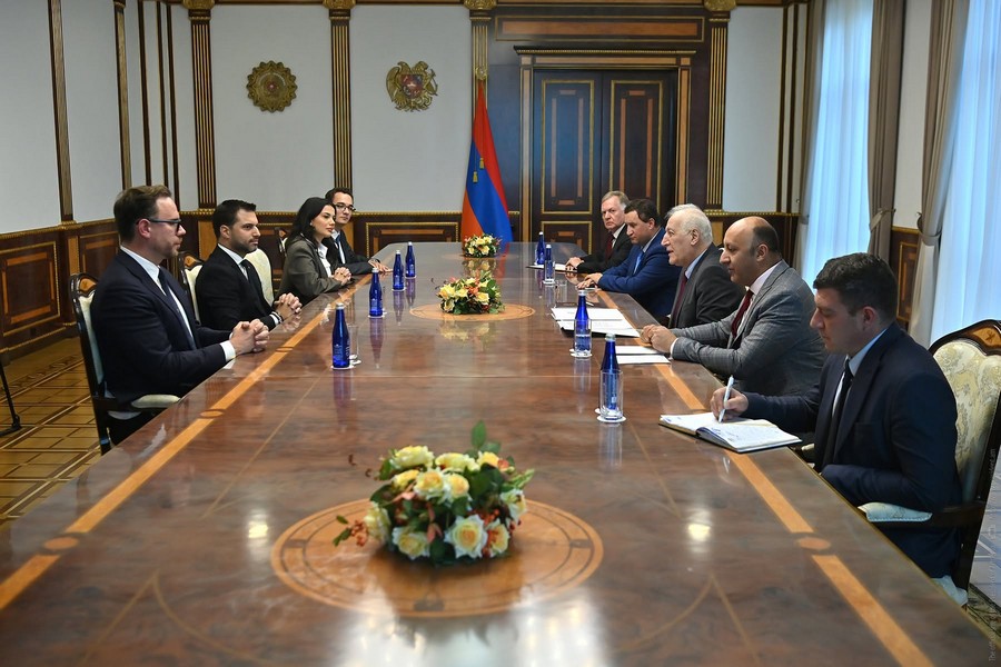 Հայաստանը բարձր է գնահատում Բելգիայի հետ ձևավորված բարեկամական հարաբերությունները. Վահագն Խաչատուրյանը՝ Ջորջ-Լուի Բուշեին