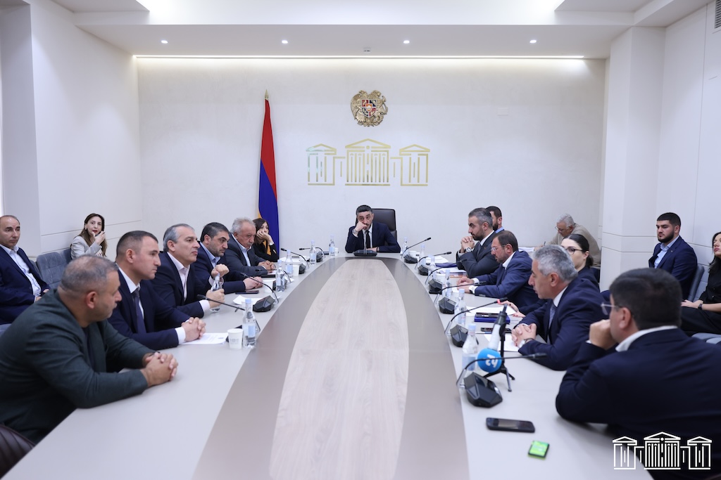 Հանձնաժողովի արտահերթ նիստ՝ ԱԺ-ում Շաքիի դեպքի քննարկման հարցով