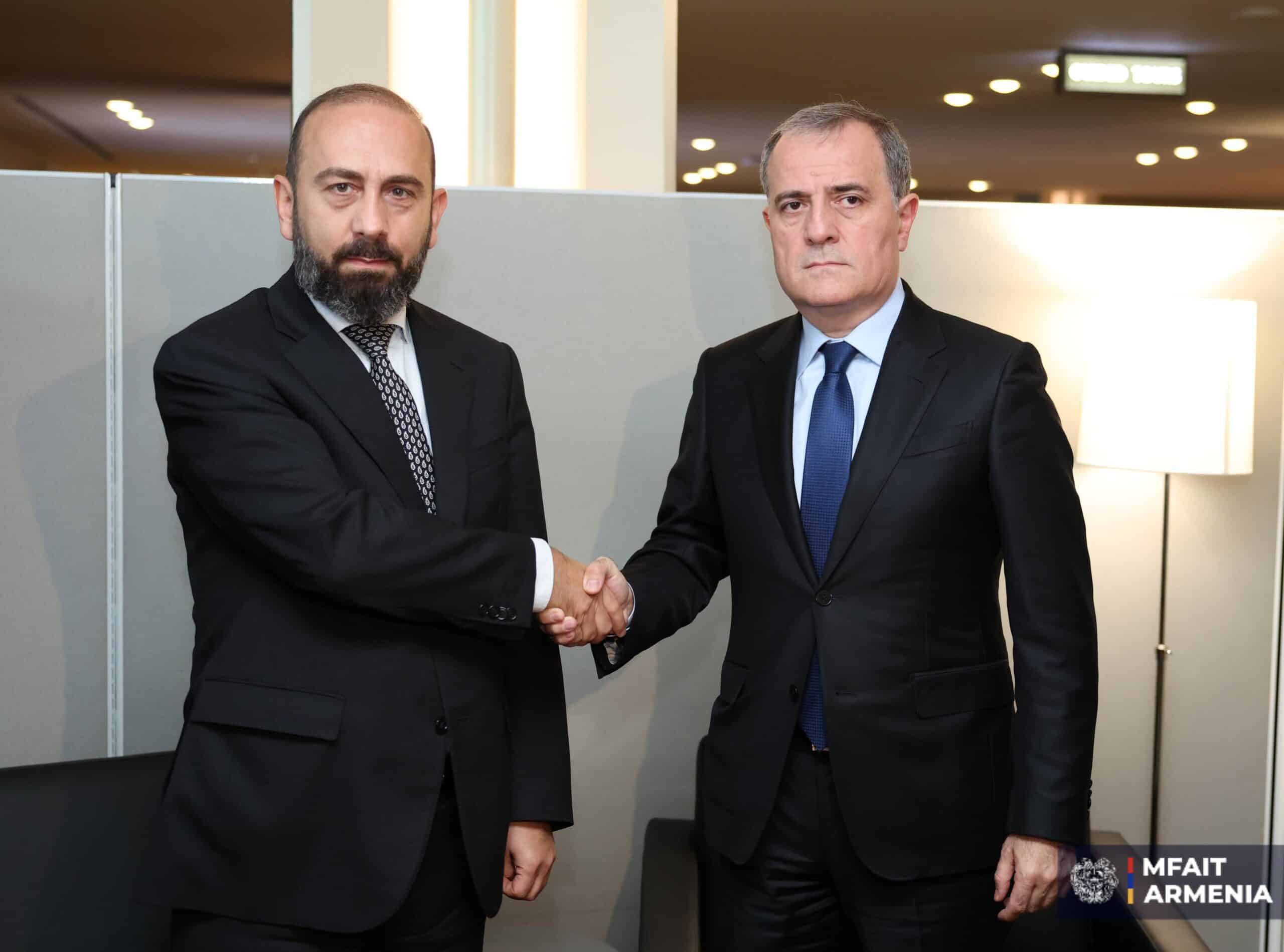 Communiqué de presse concernant la rencontre entre le ministre des Affaires étrangères et du Commerce international de l’Arménie et le ministre des Affaires étrangères de l’Azerbaïdjan, qui s’est tenue à New York