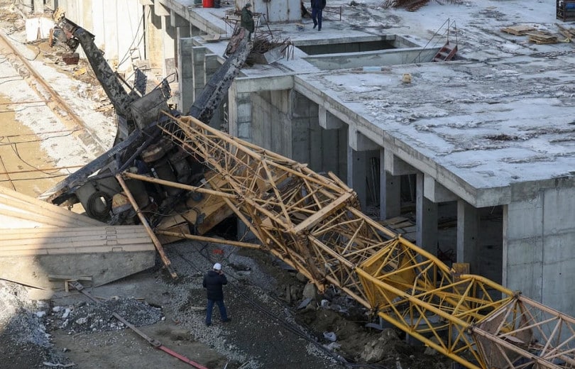 Three people died in a crane collapse in Yerevan today; criminal proceedings have been initiated.