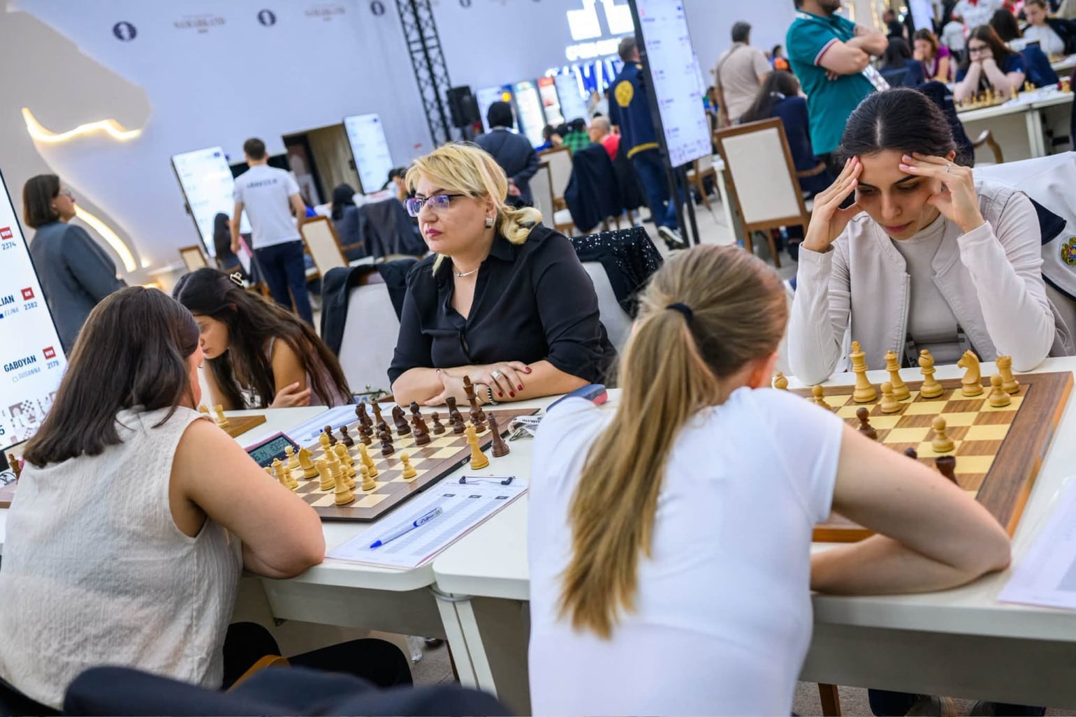 The Armenian women's team won their fourth victory at the 46th World Chess Olympiad, while the men's team drew 2-2 against China.