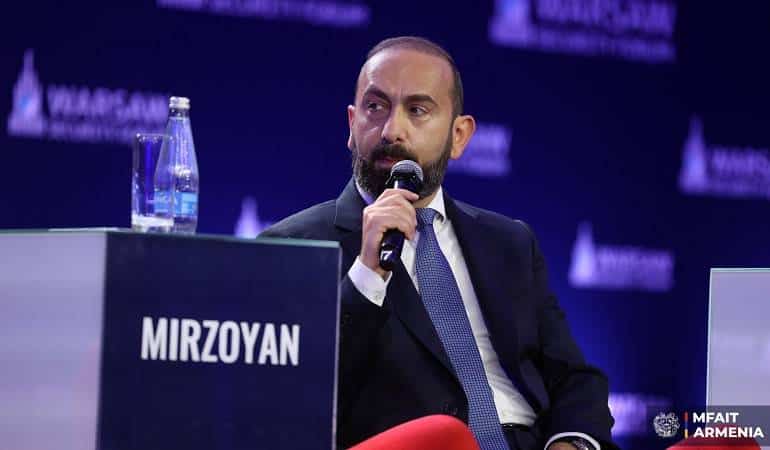 Décryptage – Erevan proclame Moscou « frère » : un mélange d’absurde et de réalisme par Hakob Balayan